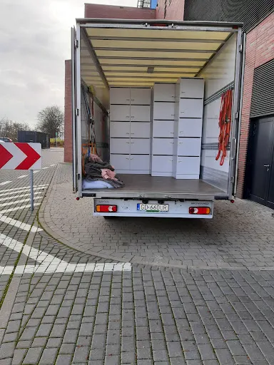 PERSONATRANS - Przeprowadzki, Transport, Montaż mebli